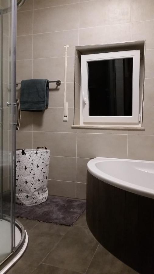 Neue Fewo In Perfekter Lage Limburg an der Lahn Exterior foto